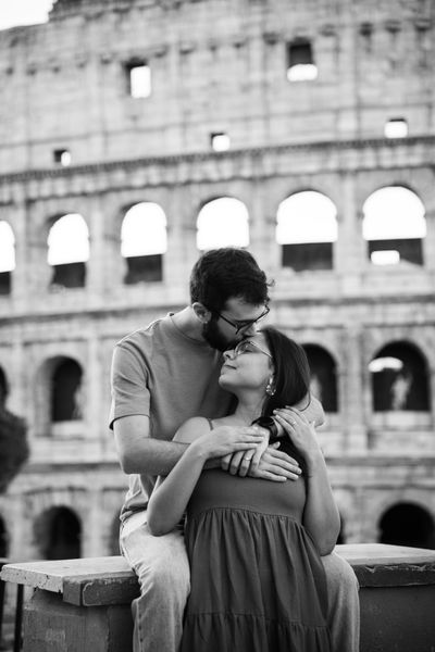 Professional photoshoot at the Colosseum in Rome — photo by Valentina Fusiello, Smiler