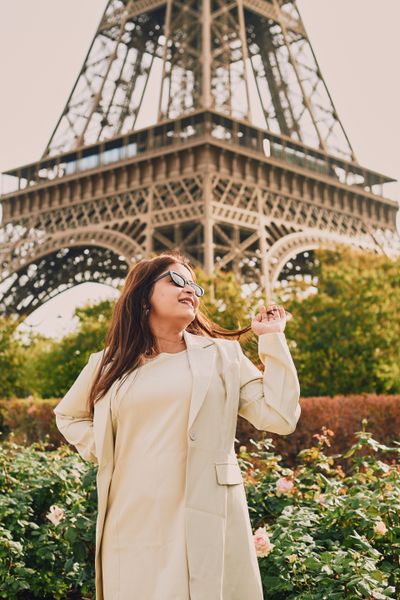 Eiffel Tower Photoshoot in Paris in Paris — photo by Romain B, Smiler