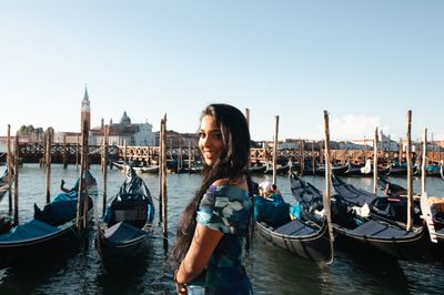 Professional photoshoot at the Piazza San Marco in Venice in Venice — photo by K Yellow, Smiler