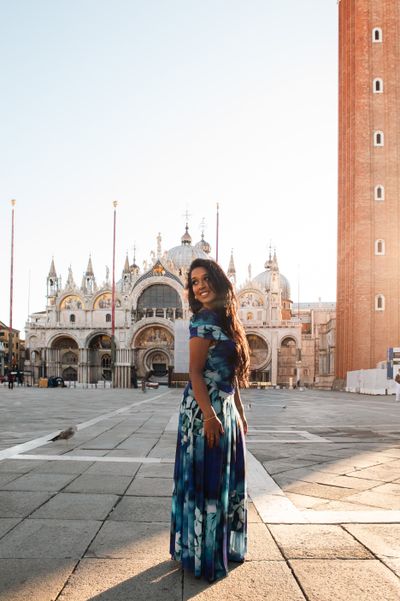 Professional photoshoot at the Piazza San Marco in Venice in Venice — photo by K Yellow, Smiler