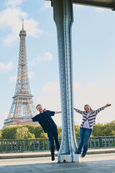 Eiffel Tower Photoshoot in Paris in Paris — photo by Romain B, Smiler