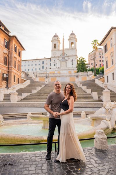 Romantic Couples Photoshoot in Rome — Trastevere (Standard) in Rome — photo by Valentina Fusiello, Smiler