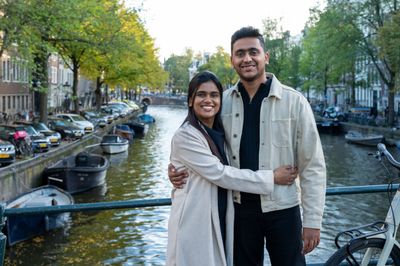 Amsterdam Canals Photoshoot in Amsterdam — photo by Casper de droog, Smiler