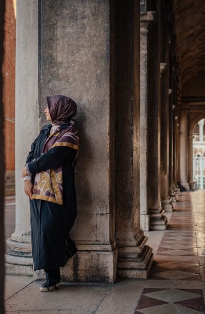 Professional photoshoot at the Piazza San Marco in Venice in Venice — photo by key mazhari, Smiler