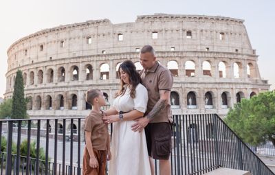Professional photoshoot at the Colosseum in Rome — photo by Francesco Macioni, Smiler