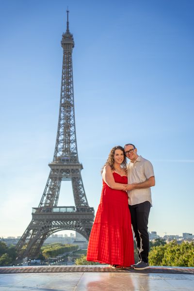 Eiffel Tower Photoshoot in Paris in Paris — photo by Kouss AMOURA, Smiler