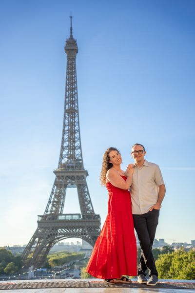 Eiffel Tower Photoshoot in Paris in Paris — photo by Kouss AMOURA, Smiler