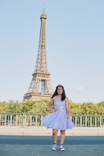 Sandybell — Eiffel Tower Photoshoot in Paris · 1 w ago — photo by Romain B, Smiler