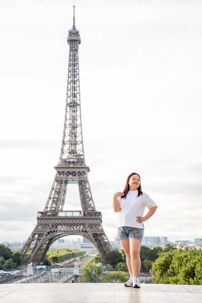 Eiffel Tower Photoshoot in Paris in Paris — photo by Kouss AMOURA, Smiler