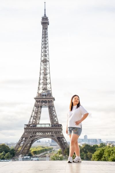 Eiffel Tower Photoshoot in Paris in Paris — photo by Kouss AMOURA, Smiler