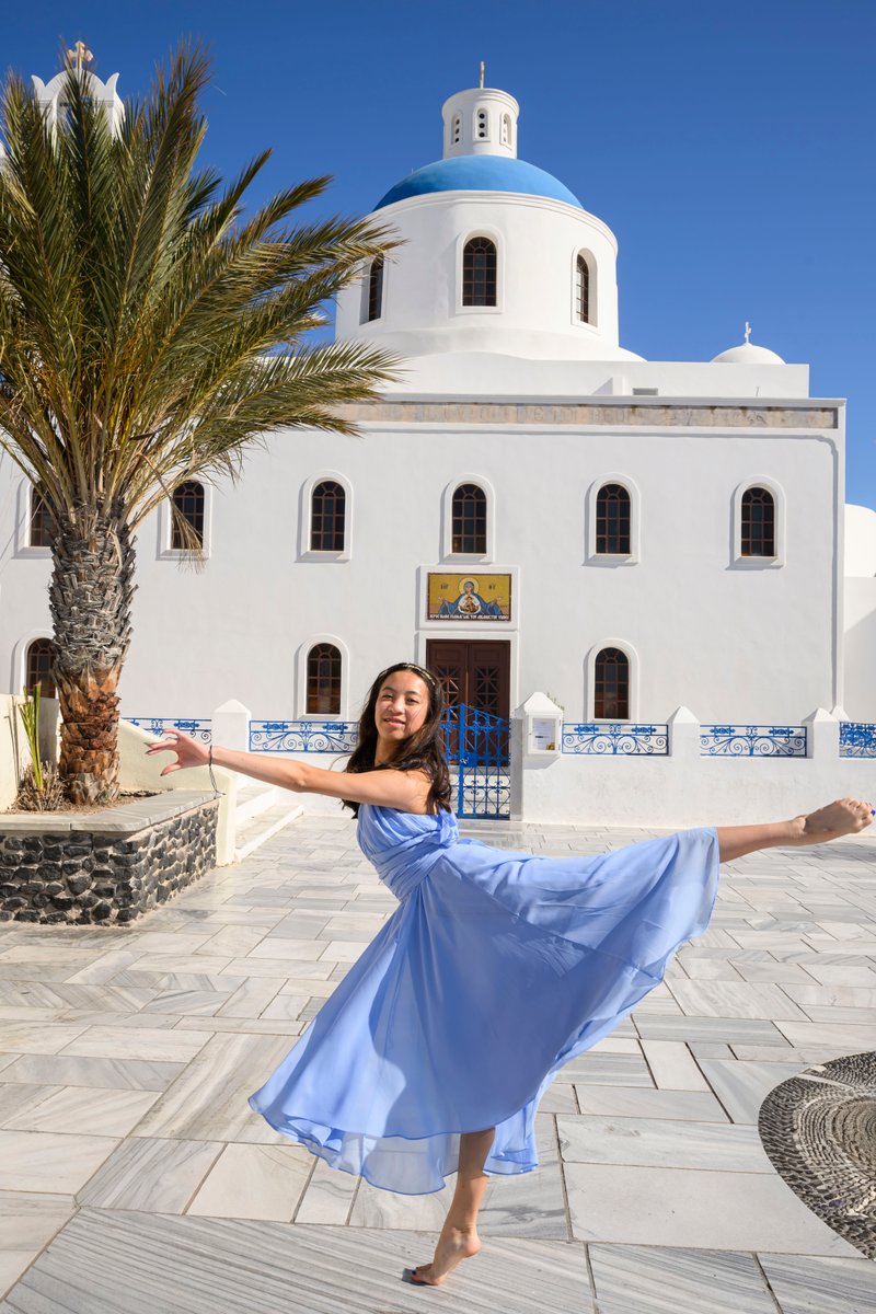 Photoshoot in Santorini by Shaqayeq Farhang