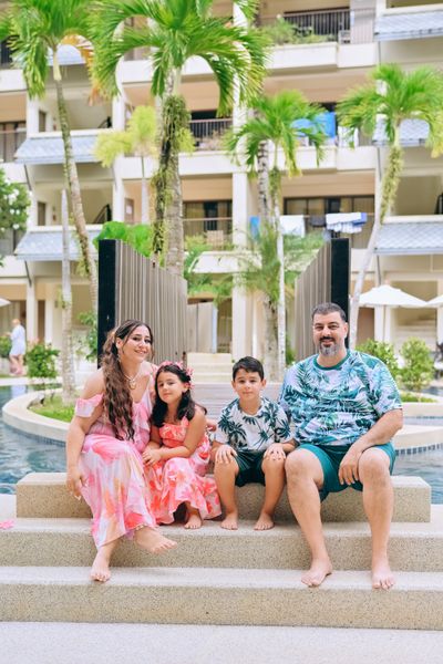 Photoshoot at your own resort, Phuket in Phuket — photo by Maturot Kongdee, Smiler