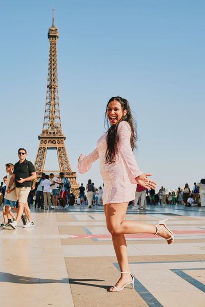 Eiffel Tower Photoshoot in Paris in Paris — photo by Romain B, Smiler