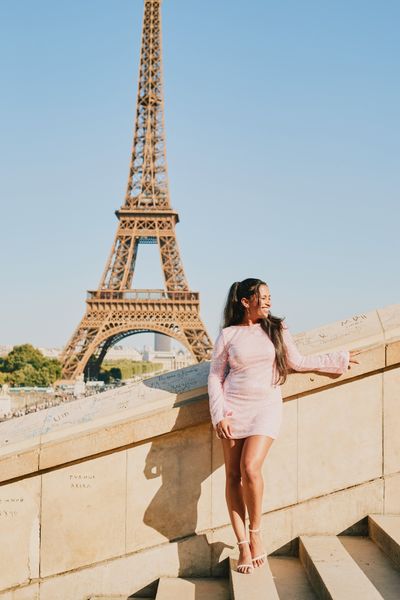 Eiffel Tower Photoshoot in Paris in Paris — photo by Romain B, Smiler