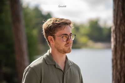 Photoshoot — photo by Ganusan Umasuthan, Smiler