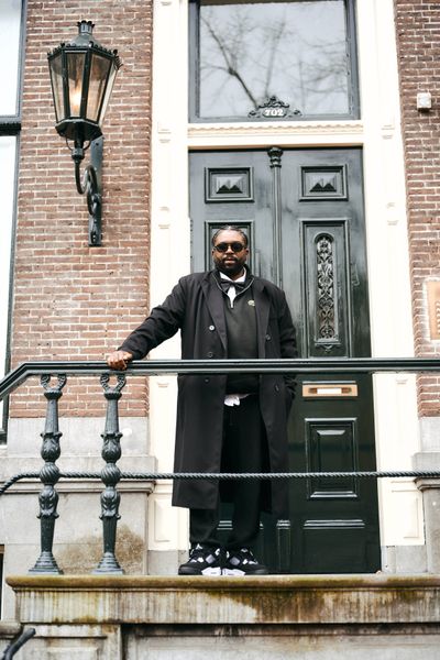 Amsterdam Canals Photoshoot in Amsterdam — photo by Carl Photography, Smiler