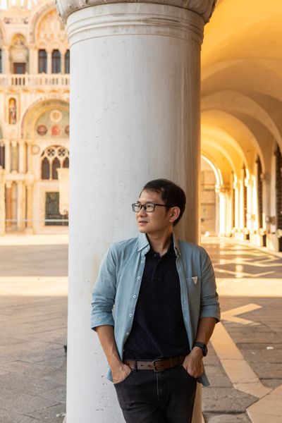 Photoshoot at the Piazza San Marco, Venice in Venice — photo by K Yellow, Smiler