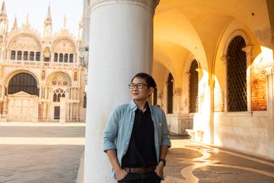 Photoshoot at the Piazza San Marco, Venice in Venice — photo by K Yellow, Smiler