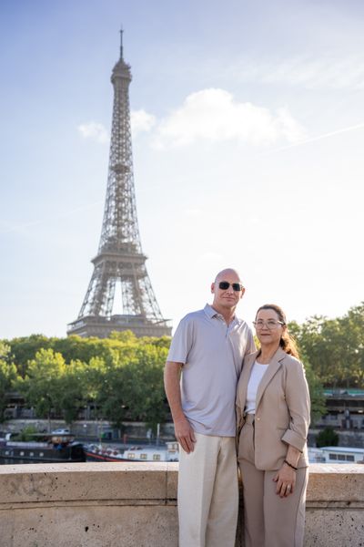 Eiffel Tower Photoshoot in Paris in Paris — photo by Kouss AMOURA, Smiler