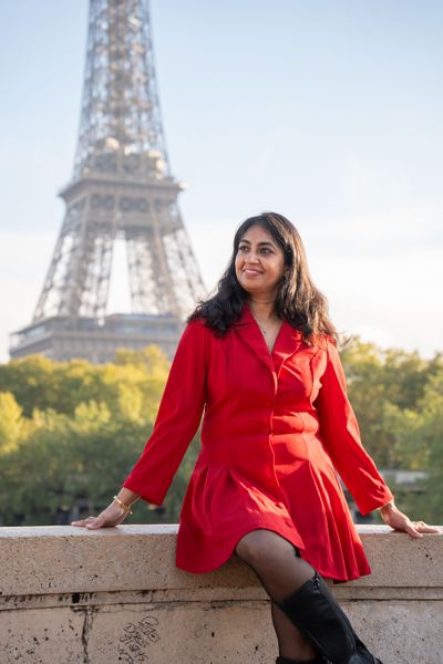 Eiffel Tower Photoshoot in Paris in Paris — photo by mohamed mahaerm, Smiler