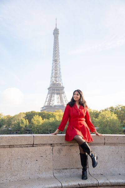 Eiffel Tower Photoshoot in Paris in Paris — photo by mohamed mahaerm, Smiler