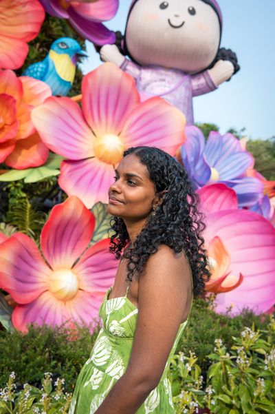 Professional photoshoot at Gardens by the Bay in Singapore — photo by Amelia Yuliana Binte Jamil, Smiler