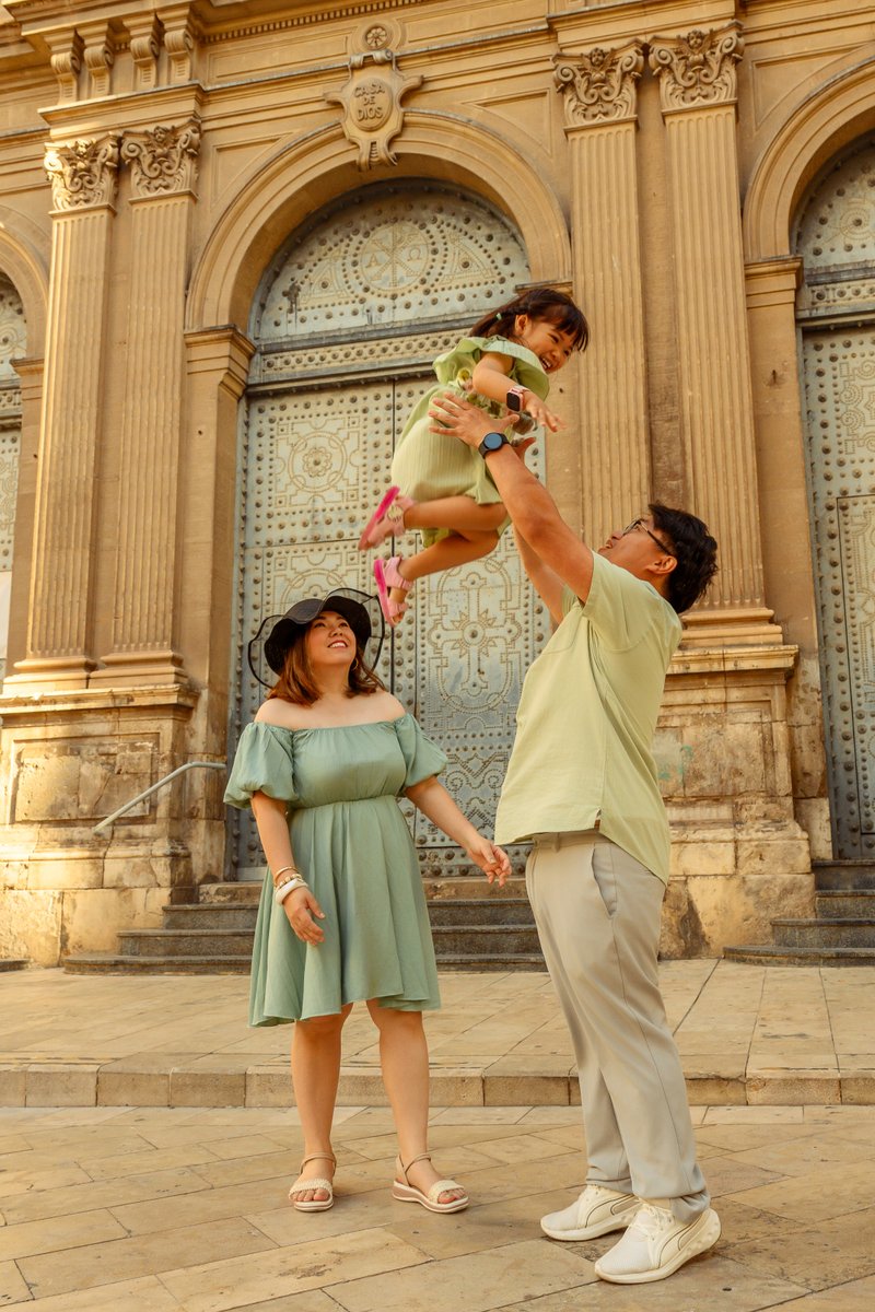 Photoshoot in Valencia by Alice Zenkina
