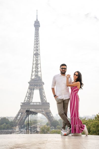 Eiffel Tower Photoshoot in Paris in Paris — photo by Kouss AMOURA, Smiler