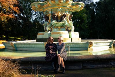 Private photo tour at old town in Edinburgh — photo by Melissa Clark, Smiler