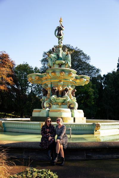 Private photo tour at old town in Edinburgh — photo by Melissa Clark, Smiler