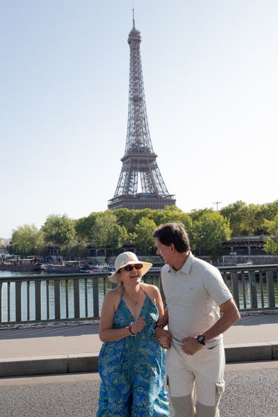 Photoshoot — photo by Moments in Paris, Smiler