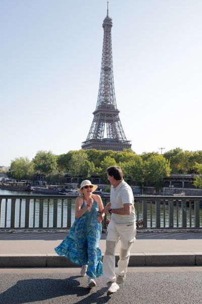 Photoshoot — photo by Moments in Paris, Smiler
