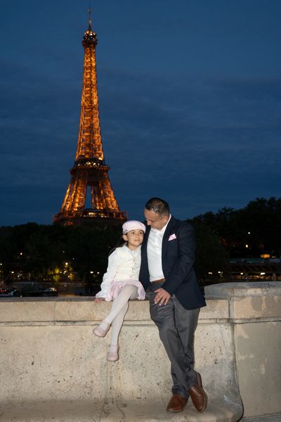 Eiffel Tower Photoshoot in Paris in Paris — photo by Kouss AMOURA, Smiler