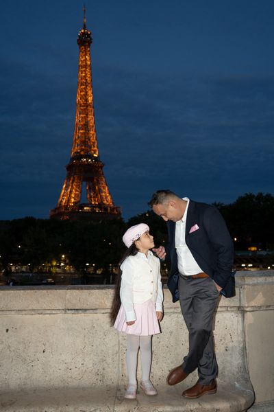 Eiffel Tower Photoshoot in Paris in Paris — photo by Kouss AMOURA, Smiler