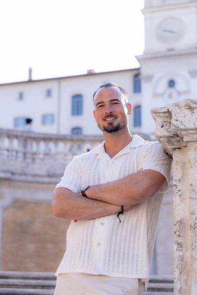 Samira Bayat — Romantic Couples Photoshoot in Rome — Spanish Steps (Premium)