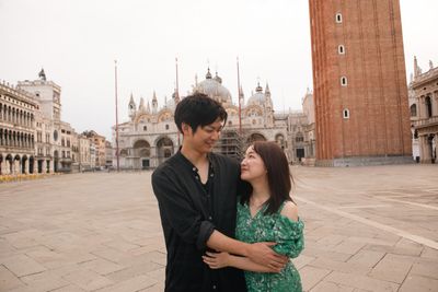 Professional photoshoot at the Piazza San Marco in Venice in Venice — photo by K Yellow, Smiler