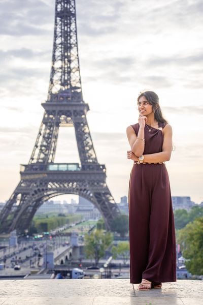 Eiffel Tower Photoshoot in Paris in Paris — photo by Kouss AMOURA, Smiler