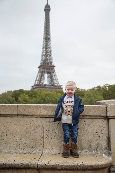 Eiffel Tower Photoshoot in Paris in Paris — photo by Vishwajeet Devrukhkar, Smiler