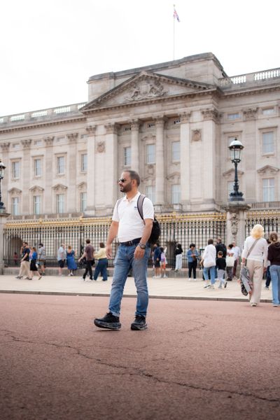 Landmark photo tour, London in London — photo by Ahtesham Adalat Adalat, Smiler