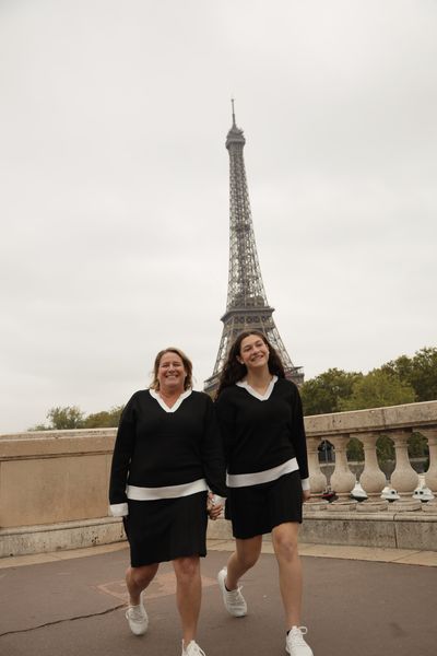 Eiffel Tower Photoshoot in Paris in Paris — photo by Hatim Elsir, Smiler