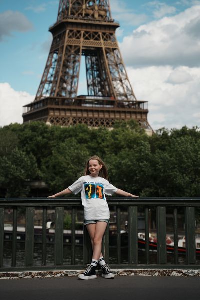 Eiffel Tower Photoshoot in Paris in Paris — photo by mohamed mahaerm, Smiler