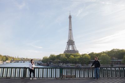 Eiffel Tower Photoshoot in Paris in Paris — photo by Moments in Paris, Smiler