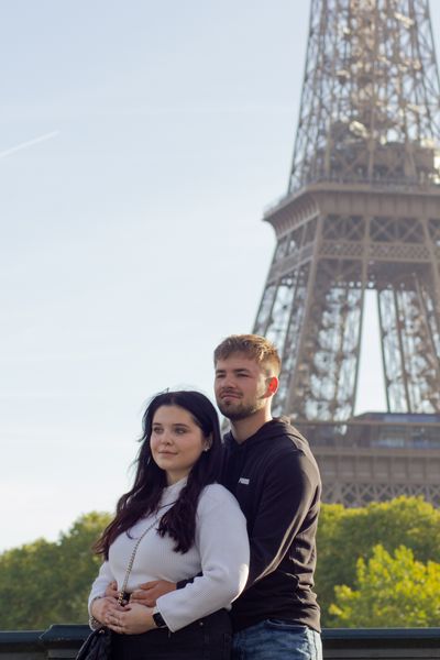 Eiffel Tower Photoshoot in Paris in Paris — photo by Moments in Paris, Smiler