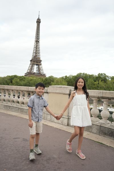 Eiffel Tower Photoshoot in Paris in Paris — photo by mohamed mahaerm, Smiler