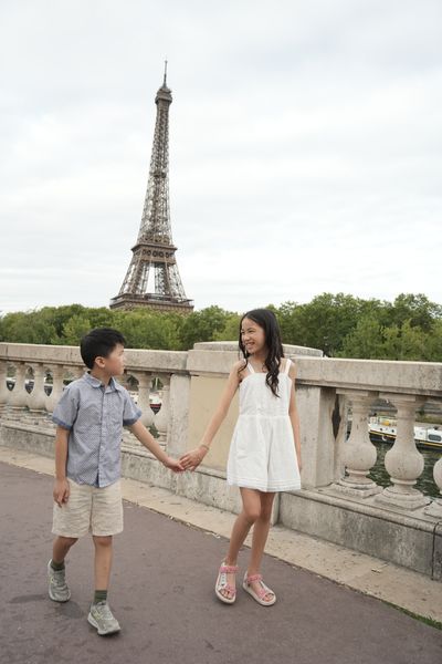 Eiffel Tower Photoshoot in Paris in Paris — photo by mohamed mahaerm, Smiler