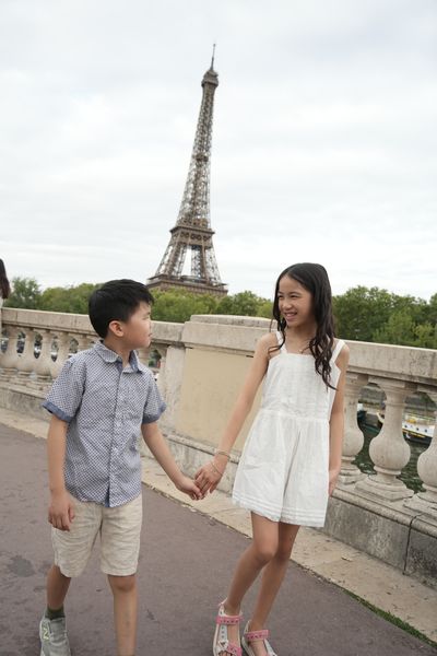 Eiffel Tower Photoshoot in Paris in Paris — photo by mohamed mahaerm, Smiler