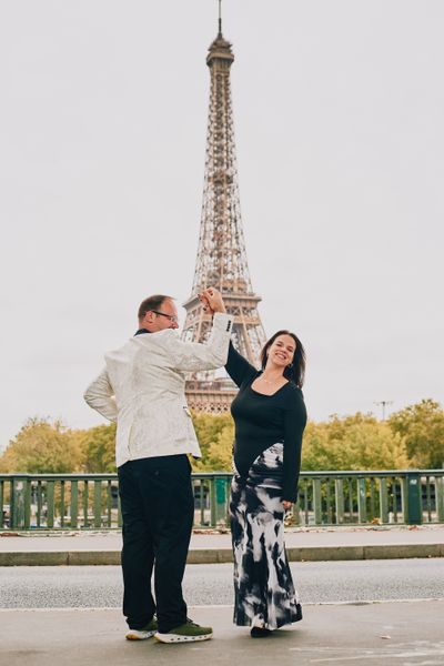 Eiffel Tower Photoshoot in Paris in Paris — photo by Romain B, Smiler