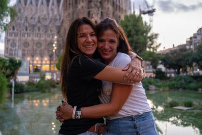 Photoshoot at Sagrada Familia, Barcelona in Barcelona — photo by Guillermo Neilan, Smiler