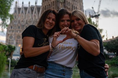 Photoshoot at Sagrada Familia, Barcelona in Barcelona — photo by Guillermo Neilan, Smiler