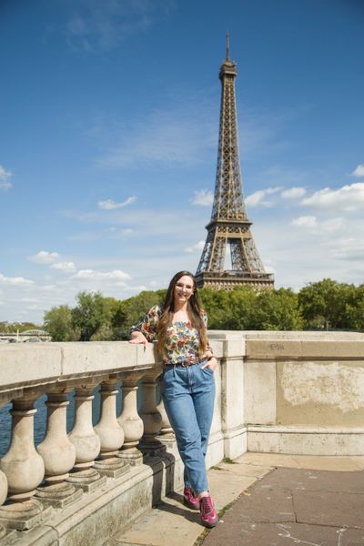 Eiffel Tower Photoshoot in Paris in Paris — photo by Vishwajeet Devrukhkar, Smiler